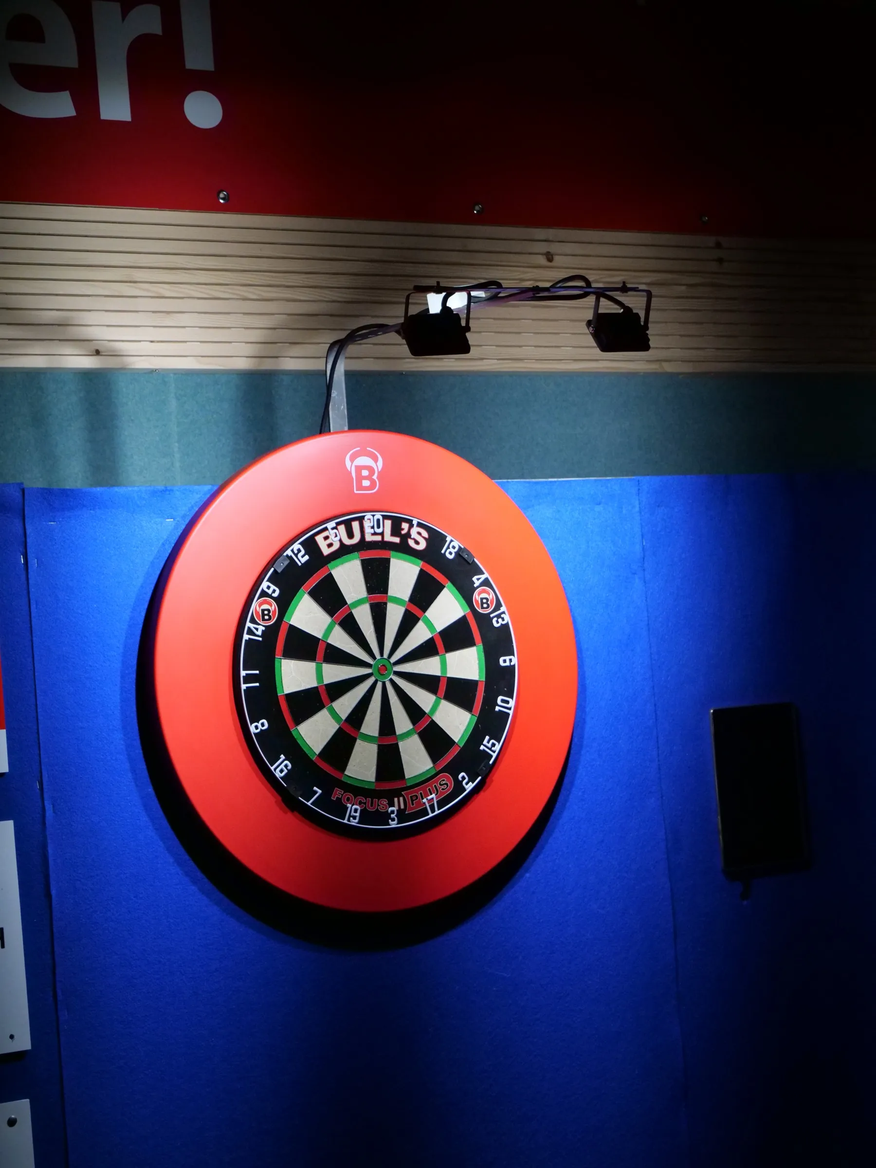 Beleuchtete Dartscheibe